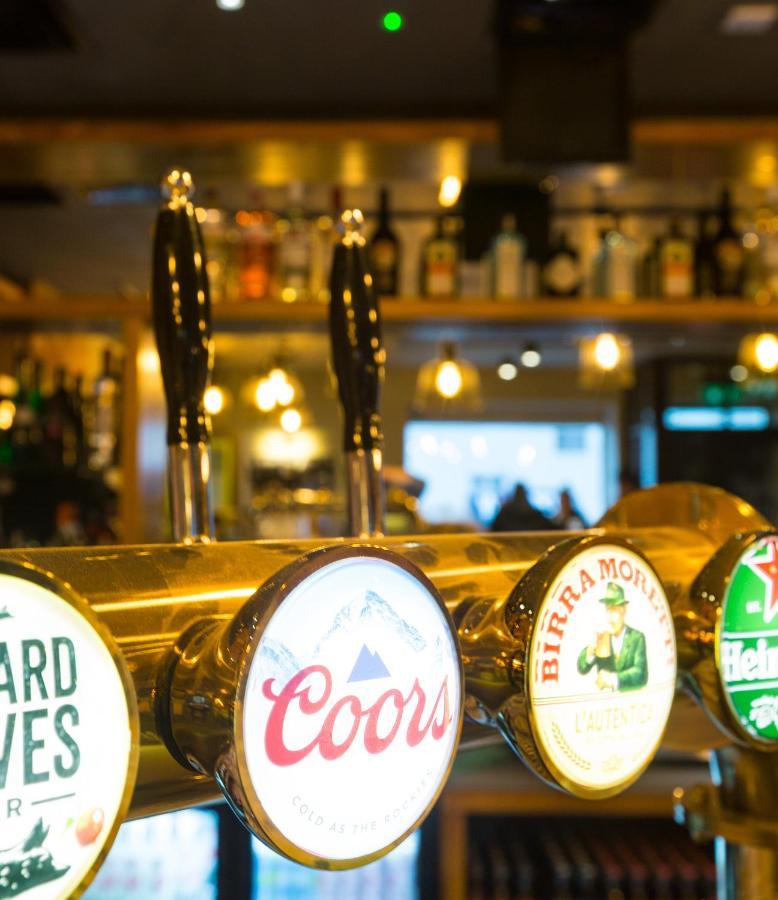 Castle Varagh Hotel & Bar Castlepollard Екстериор снимка