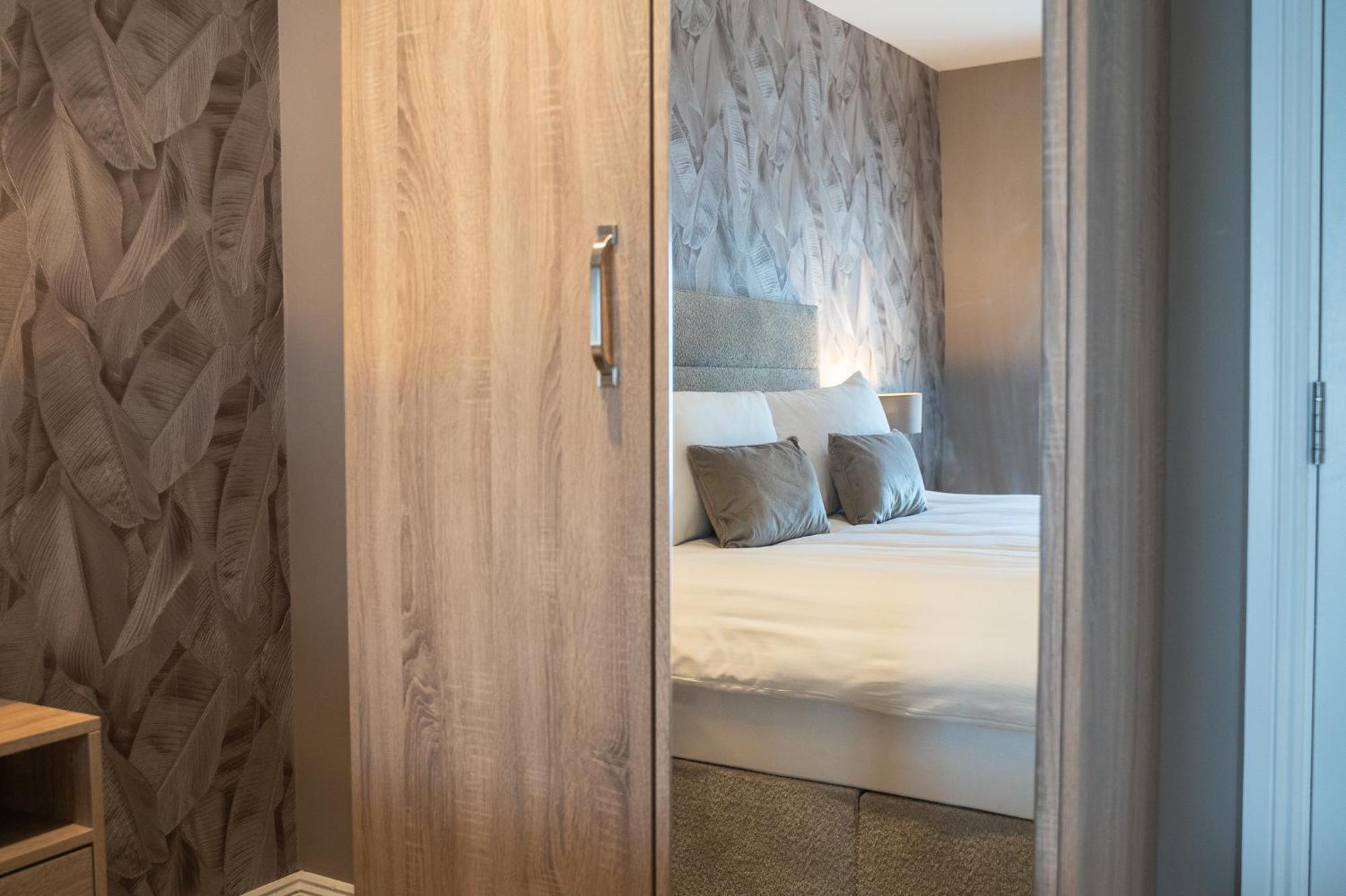 Castle Varagh Hotel & Bar Castlepollard Екстериор снимка