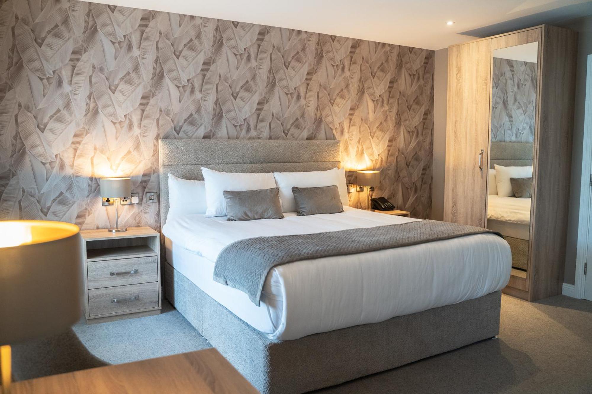 Castle Varagh Hotel & Bar Castlepollard Екстериор снимка