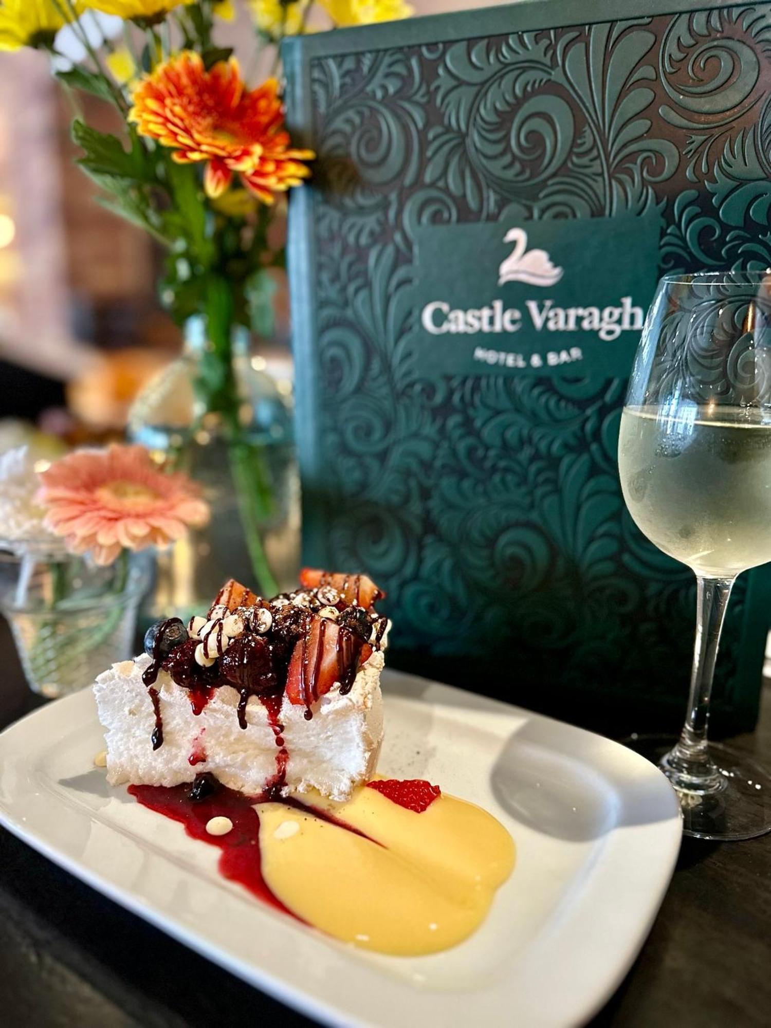 Castle Varagh Hotel & Bar Castlepollard Екстериор снимка
