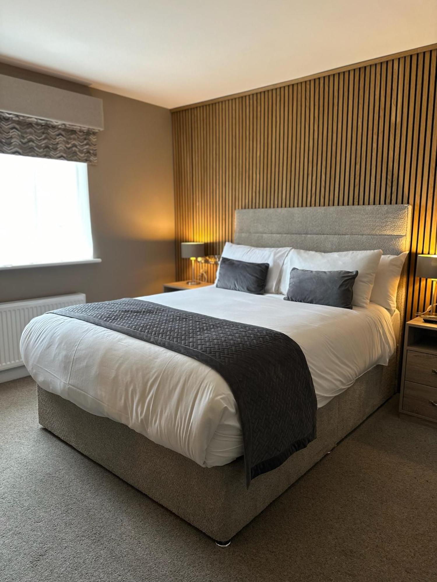 Castle Varagh Hotel & Bar Castlepollard Екстериор снимка